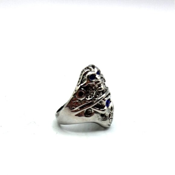 Size 9 - Skull Biker RIng, Blue Stone Eyes - Picture 3 of 4